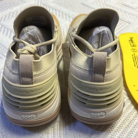 GDEFY VersoShock Orthotic Knit Active Sneakers - MATeeM - Picture 5 of 8